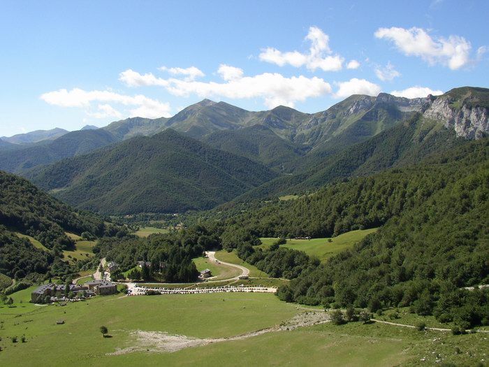 Vista desde ladera montaña de Fuente de