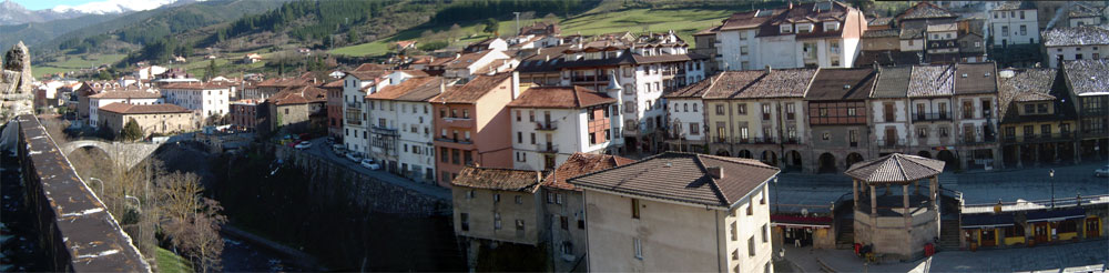 Panoramica de Potes 1