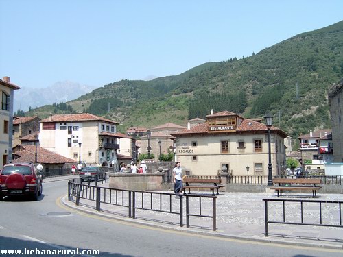 Plaza del centro de potes