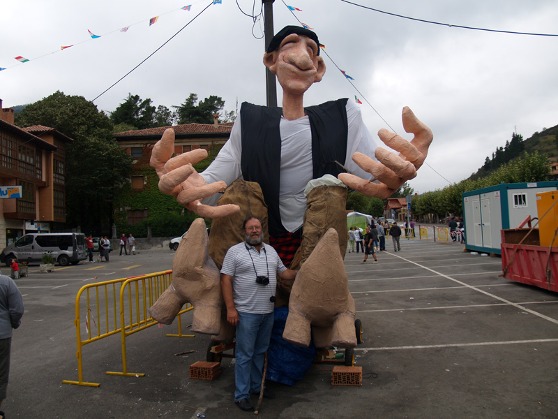 More en las fiestas de la cruz