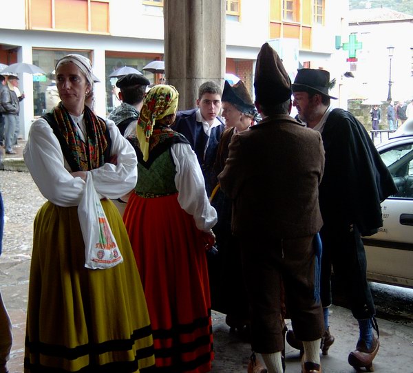 Traje tipico Lebaniego Galeria de Fotos Cantabria, imagenes de y folclore rural (Liebana)