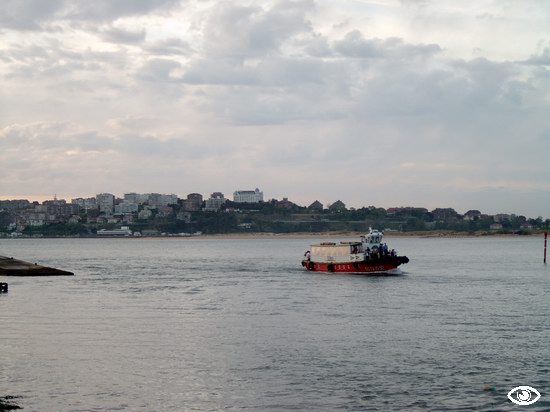 Vista de fondo de la bahia de santander