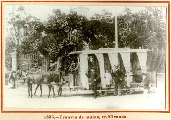 1835 - Tranvia de mulas en Miranda.jpg