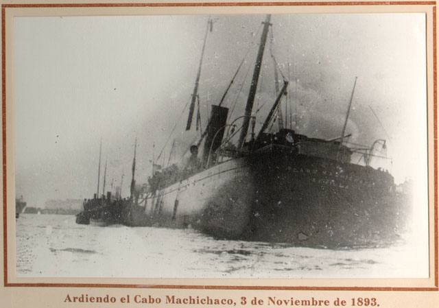 1893 - Cabo Machichaco ardiendo