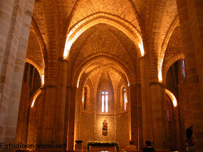 Interior de la Iglesia de Santo Toribio